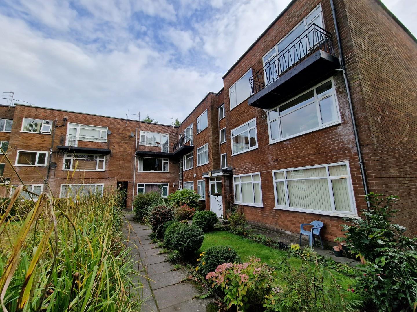 2 Lavenham Close, Bury, BL9 8DP Ground Floor With Garage & 2 Double